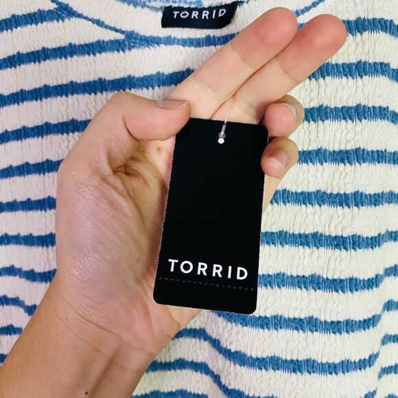 Torrid Vintage Inspired Striped Short Sleeve Top, Textured, Stretchy NWT 4X - Picture 12 of 14